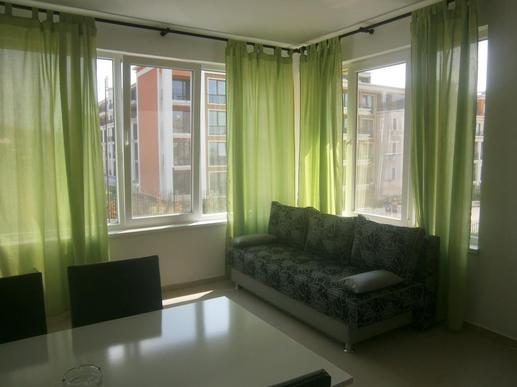 Anna Marina Apartments Sveti Vlas Dış mekan fotoğraf