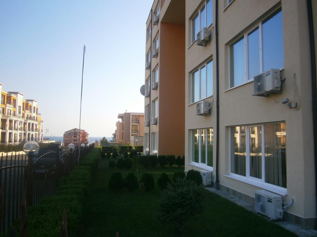 Anna Marina Apartments Sveti Vlas Dış mekan fotoğraf