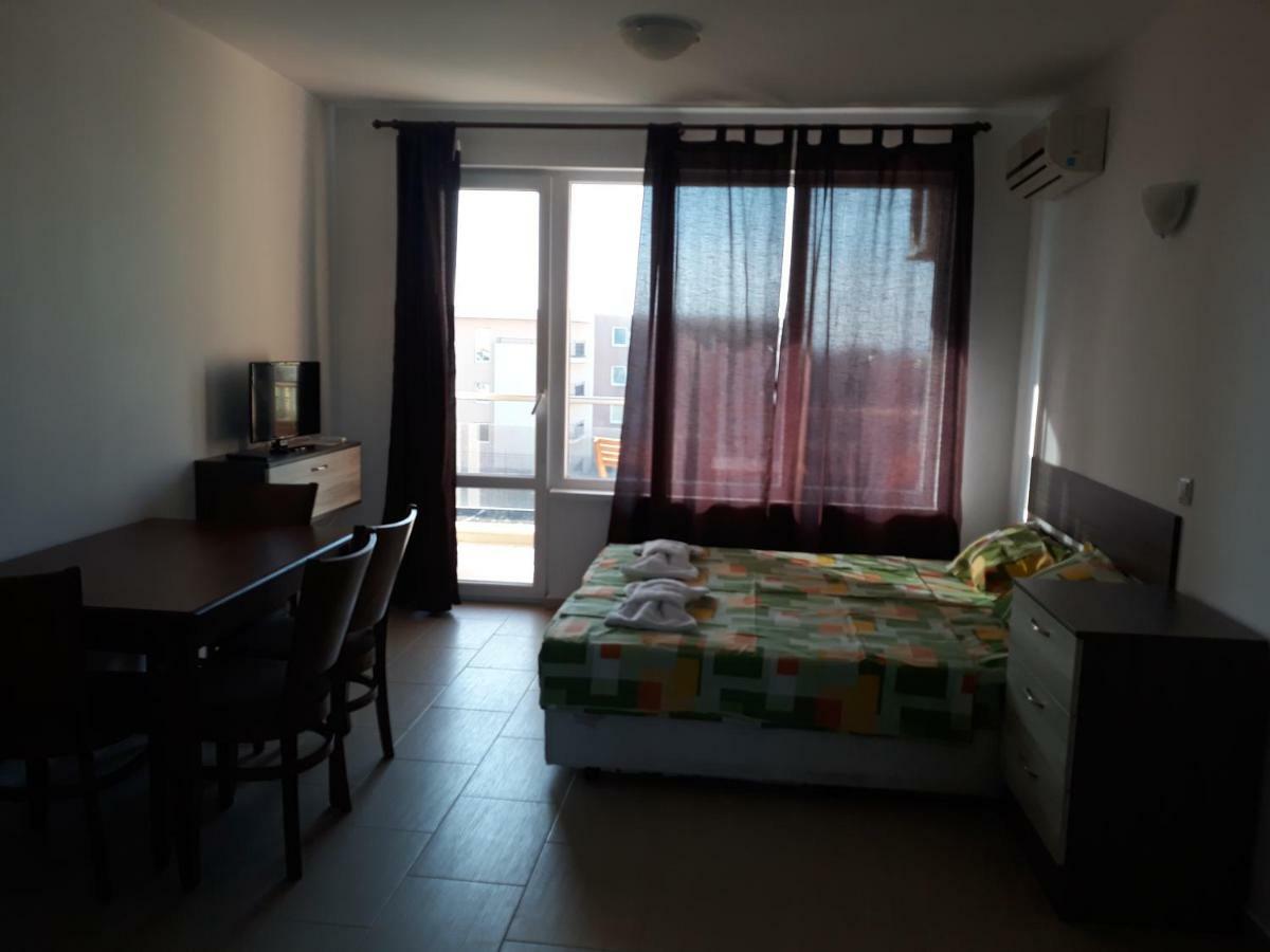 Anna Marina Apartments Sveti Vlas Dış mekan fotoğraf
