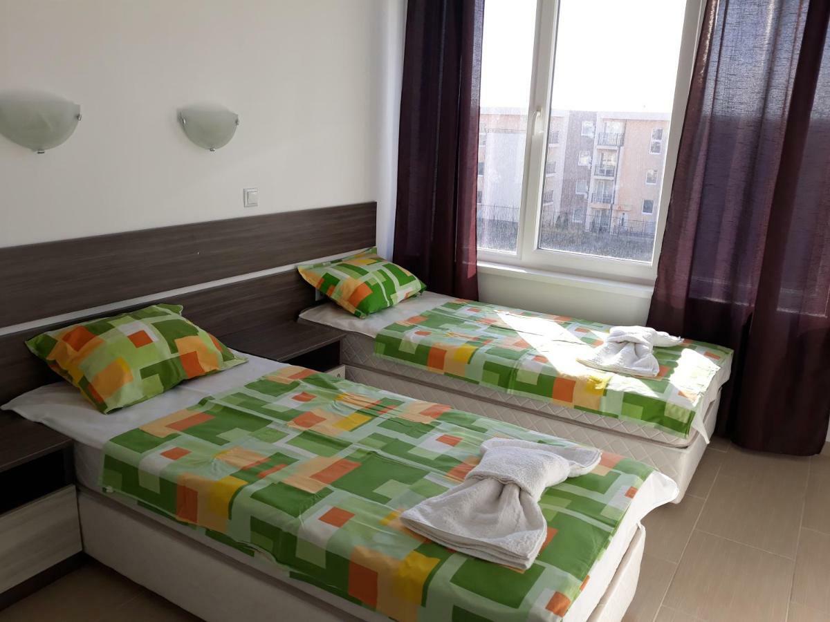 Anna Marina Apartments Sveti Vlas Dış mekan fotoğraf